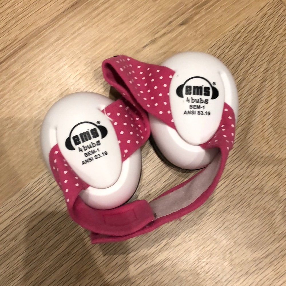 Ems 4 bubs earmuffs